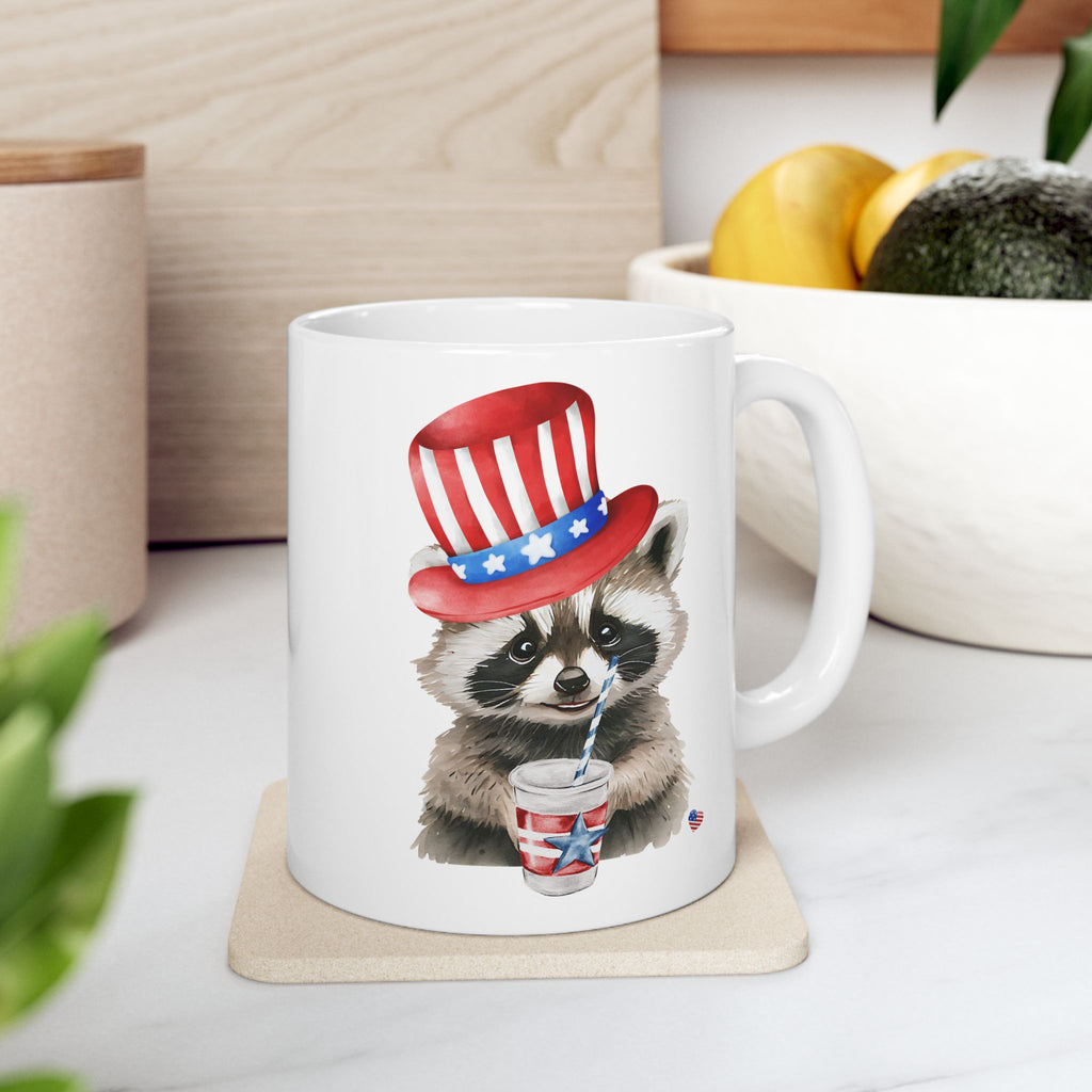 Patriotic Raccoon Mug – Cute Raccoon with Hat & Drink, Custom Name Gift for Valentine’s Day, Birthday & Anniversary