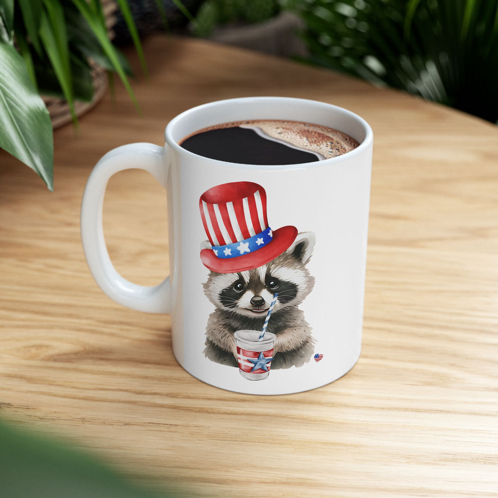 Patriotic Raccoon Mug – Cute Raccoon with Hat & Drink, Custom Name Gift for Valentine’s Day, Birthday & Anniversary